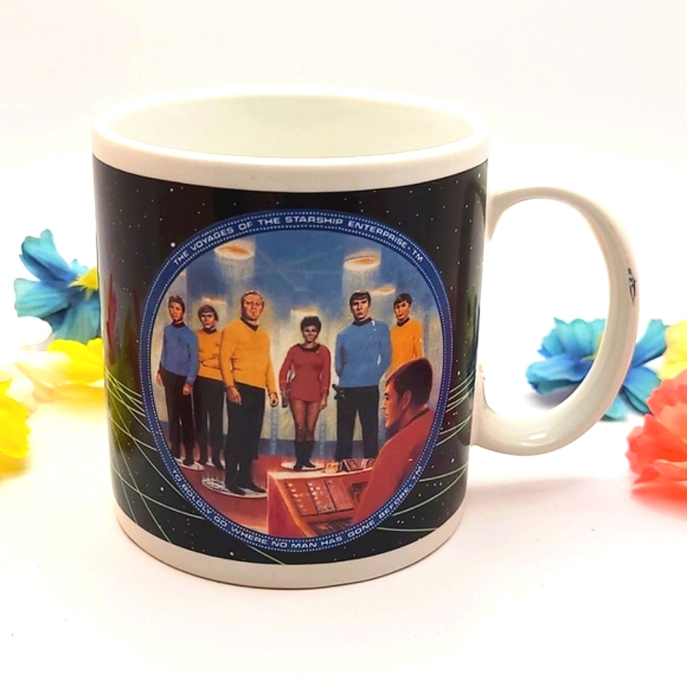 Vintage original 1991 Star Trek Enterprise crew coffee mug